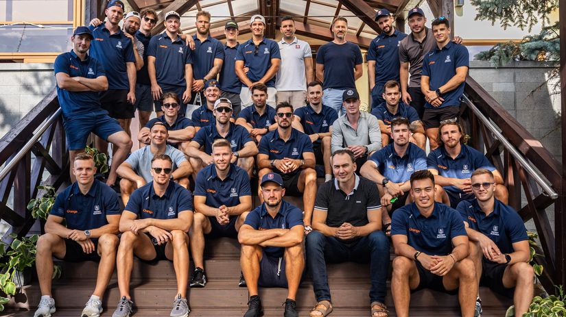 Chceli sme spojit rozne generacie Satan pozval reprezentantov do Tatier Slafkovsky chybal kvoli svadbe