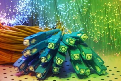 Petabit za sekundu Japonsko demonstrovalo najrychlejsi internet