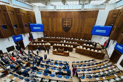 Prieskum Volby by v juli vyhralo Progresivne Slovensko