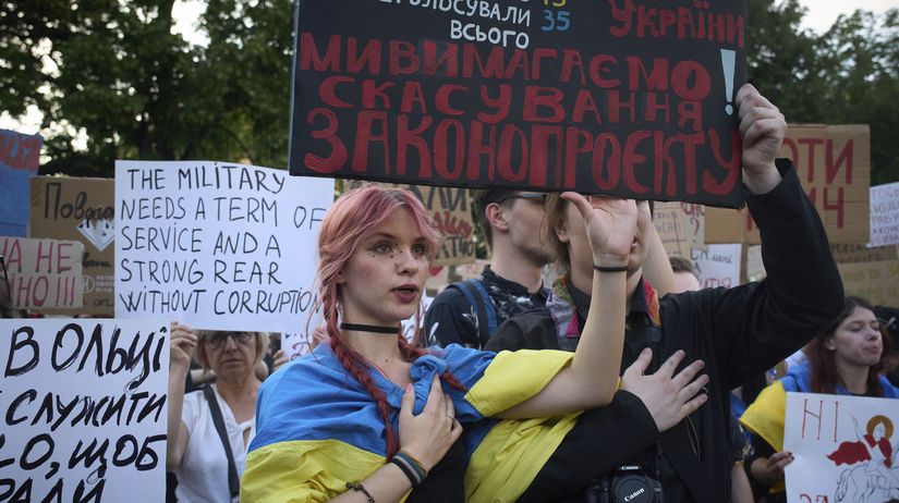 Zelenskyj cuvol lebo potrebuje peniaze od Zapadu