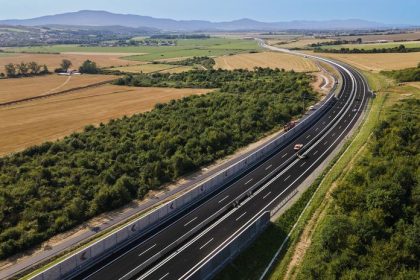 Kosicky obchvat R2 finysuje stovky dni prace mosty a necakane objavy