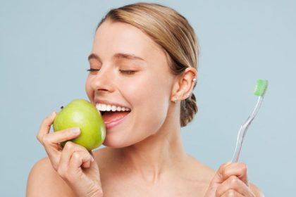 Najnovsie trendy v ustnej hygiene Slovaci miluju ruzovu pastu ovocne chute a sviezi dych