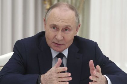 Putin neprejavuje ochotu k ustupkom Zelenskyj mu poslal necakany odkaz