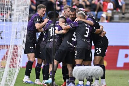 Rozhodla Schranzova hlava Slavia prezila vylucenie a penaltu