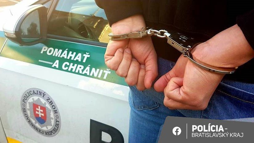 Sestkrat trestany recidivista po prepusteni hrozil zabitim