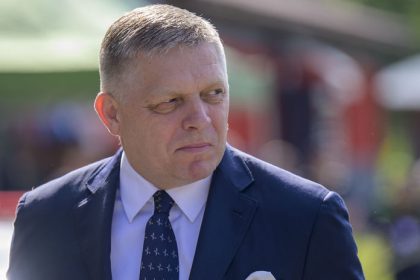 Tendr na zachranky musi byt podla Fica zruseny