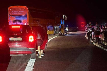 Vydeseni cestujuci volali o pomoc Opity vodic RegioJet unikal pred policiou
