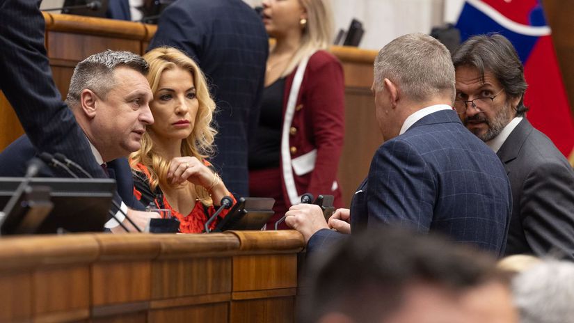 Danko vyzval Pellegriniho aby pri cestach nezamietal clenov vlady Prezident reagoval