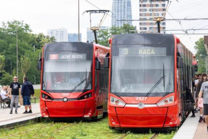 Elektricka do Petrzalky jazdi zastavky nefunguju