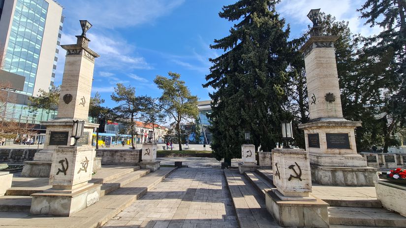 Peticiu za zachovanie sovietskeho pamatnika podpisalo viac ako 10 000 Kosicanov