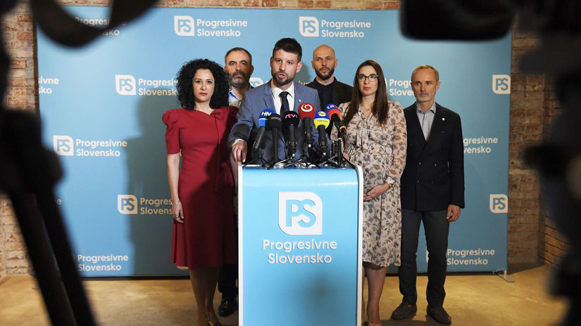 Progresivci prichadzaju o odbornicku Kalmarova sa vzdava