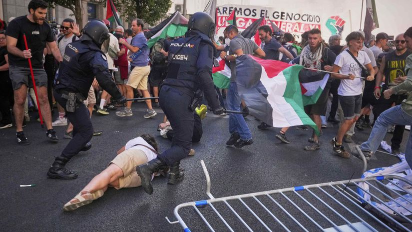 Vuelta vyvrcholila fraskou demontranti zrusili etapu