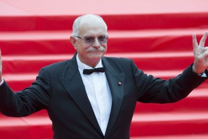 Car ruskych kin slavi 80 narodeniny Drama vyniesla Nikitovi Michalkovovi Oscara