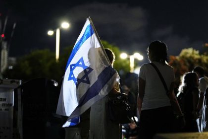 Krehke primerie narusene Izrael reagoval na utok v Rafahu leteckymi udermi v Gaze