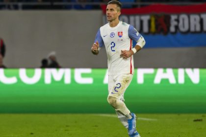 Najdite na nom gram tuku Reprezentant Pekarik ma postavu ako Cristiano Ronaldo