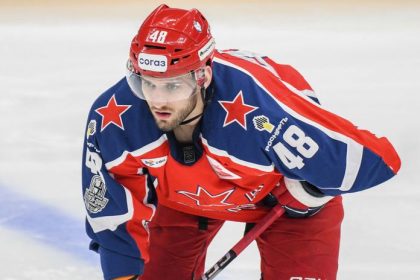 Obrancu Jarosa v NHL nikto nechcel mieri do KHL