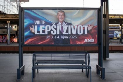 Politicky marketing v Cesku podla experta Babis straca formu Pirati ozili Okamura hra na istotu volicov strasi Fico