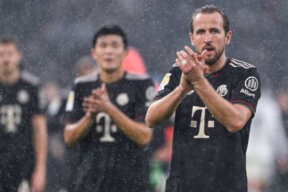 kolo osma vyhra Bayern hral svoju ligu Lipsko darovalo domacim sestgolovy pridel Darilo sa aj Wolfsburgu