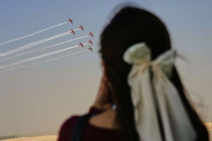 Indicka stihacka havarovala v Dubaji pilot zahynul