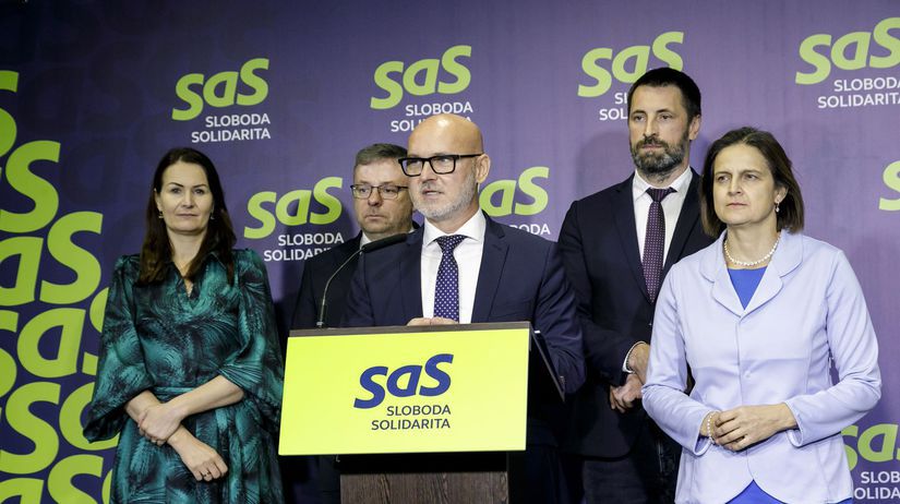 Nova posila liberalov Do SaS vstupuje sef evanjelickych skol Grohling odmieta zmenu kurzu strany