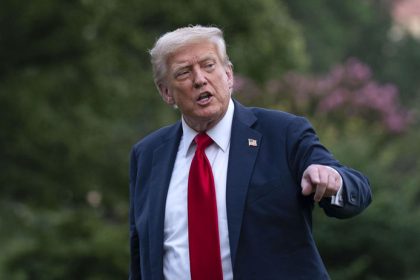 Odstanim kazdeho Trump chce zastavit migraciu a deportovat miliony