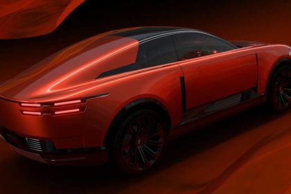 Toyota Century Concept Bajny Fenix vstava z popola