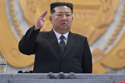 Vojakov vychvalil uradnikov zniesol zo sveta