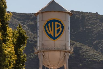 Bitka o Warner Bros nabera obratky Trump pohrozil Netflixu a Paramount prisiel s sialenou ponukou