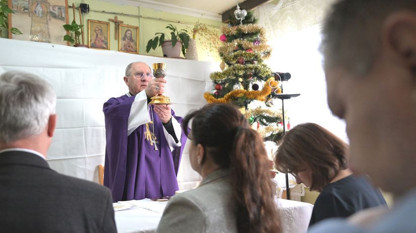 Kosicka charita pripravila vianocne posedenie pre bezdomovcov