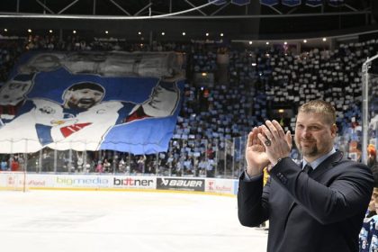 Po boku legiend so zaslenymi ocami a paradnym choreom Na Slovane vyvesili Sersenov dres