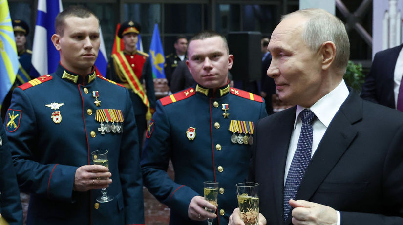 SEBAEVEDOMY PUTIN RUSKA ARMADA JE NAJSILNEJSIA NA SVETE TO ISTE TVRDI AJ TRUMP O AMERICKEJ