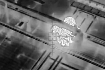 VIDEO Ukrajina prepisuje mapu bojov prvykrat zasiahla tanker ruskej tienovej flotily v neutralnych vodach Stredozemneho mora