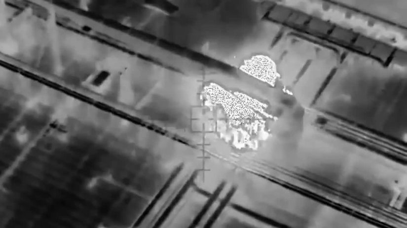 VIDEO Ukrajina prepisuje mapu bojov prvykrat zasiahla tanker ruskej tienovej flotily v neutralnych vodach Stredozemneho mora