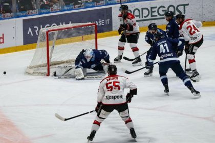 Hokejova liga naruby sokujuce novorocne kolo Fanusikovia doma sklamali Slovan Nitra aj Kosice