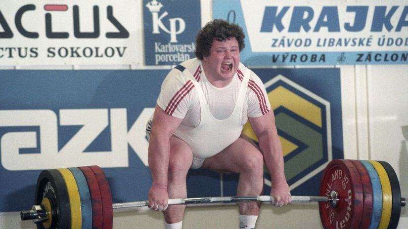 Medailu bral z MS a ME dvakrat na OH
