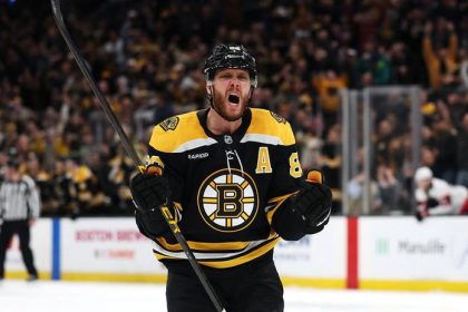 Montreal so Slafkovskym sa trapil Suzukiho zapis do historie Pastrnak bodovo explodoval Cech mal prsty v siestich goloch Bostonu