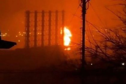 ONLINE Ukrajinci zasiahli rusku rafinriu pri Ciernom mori Putin nariadil rozsirit naraznikove zony na Ukrajine