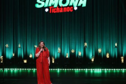 Simonov silvestrovsky stand up poburil Slovakov Satinsky s Lasicom sa musia v hrobe obracat tvrdia divaci