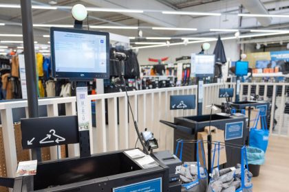 Ziadna praca zadarmo pri pokladni obchody uz maju system kde nakup netreba skenovat