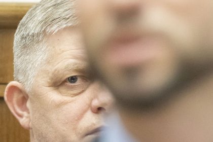 smer na 15 percentach sutaj estok a matovic bok po boku ukazuje velky prieskum