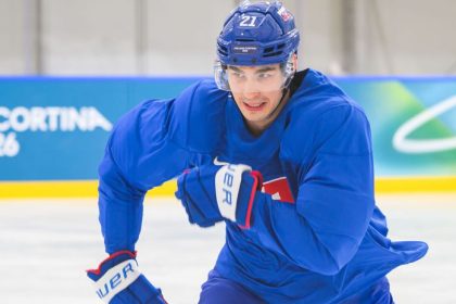 Bude najproduktivnejsim Slovakom na olympiade tvrdi Valabik Zly chlapec z KHL sa vratil aj k skandalu s bielym praskom