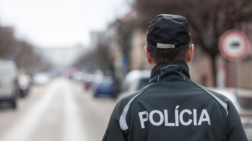 Hrozby na internete vzbudili poplach u policie zasahuje na viacerich skolach