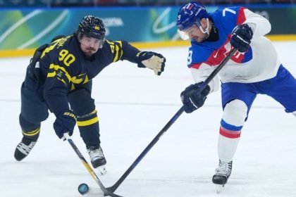 Otazka na slovenskych politikov Olympionik Hudacek odmietol ceskeho novinara Spojili sme narod