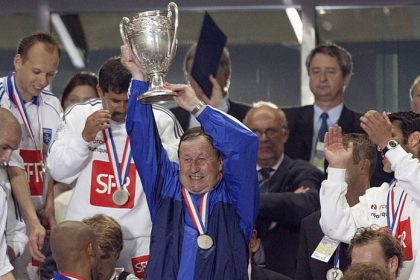 Skandalozny vyrok trenerskej legendy Zena bola stvorena na rodicovstvo nie na futbal