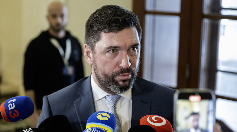 Takac hovori o sokujucich cislach a informaciach Drucker sa od Kotlara nic podstatne nedozvedel