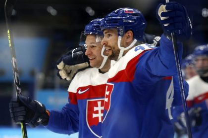 Z francuzskej ligy na dve olympiady neobyczajny pribeh chlapca z Popradu pripomina hokejovu rozpravku
