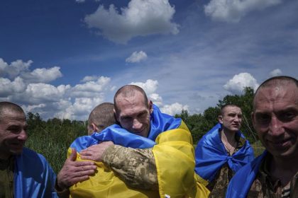 zazraky sa deju tam kde nadej odmieta zomriet ukrajinec ktorho pochovali sa vratil ziv zo zajatia
