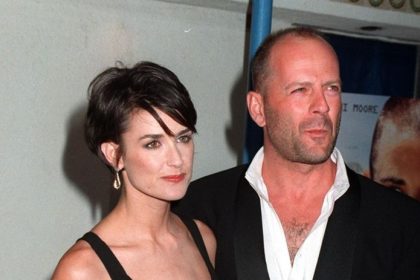 Chory Bruce Willis oslavil 71 rokov Jeho ex Demi Moore ukazala srdcervuce zabery
