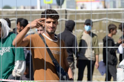 E sprsni migran politiku nespen oddu rchlejie Hroz americk scenr