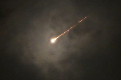 Irn testuje limity izraelskej obrany do utoku zapojil novu generaciu utajovanych rakiet